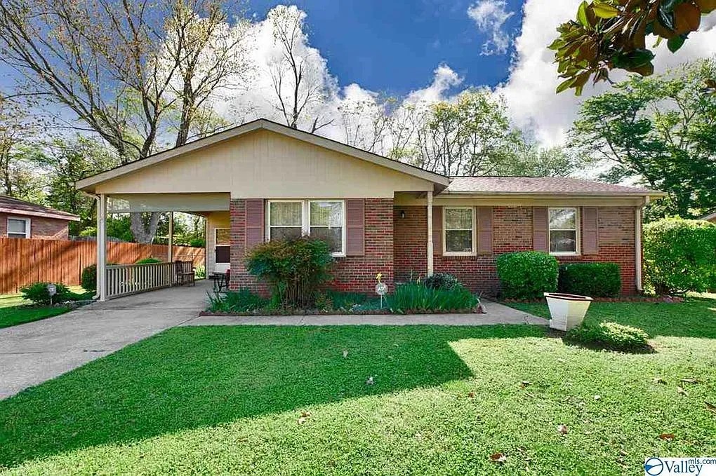 2622 Brookline Drive
