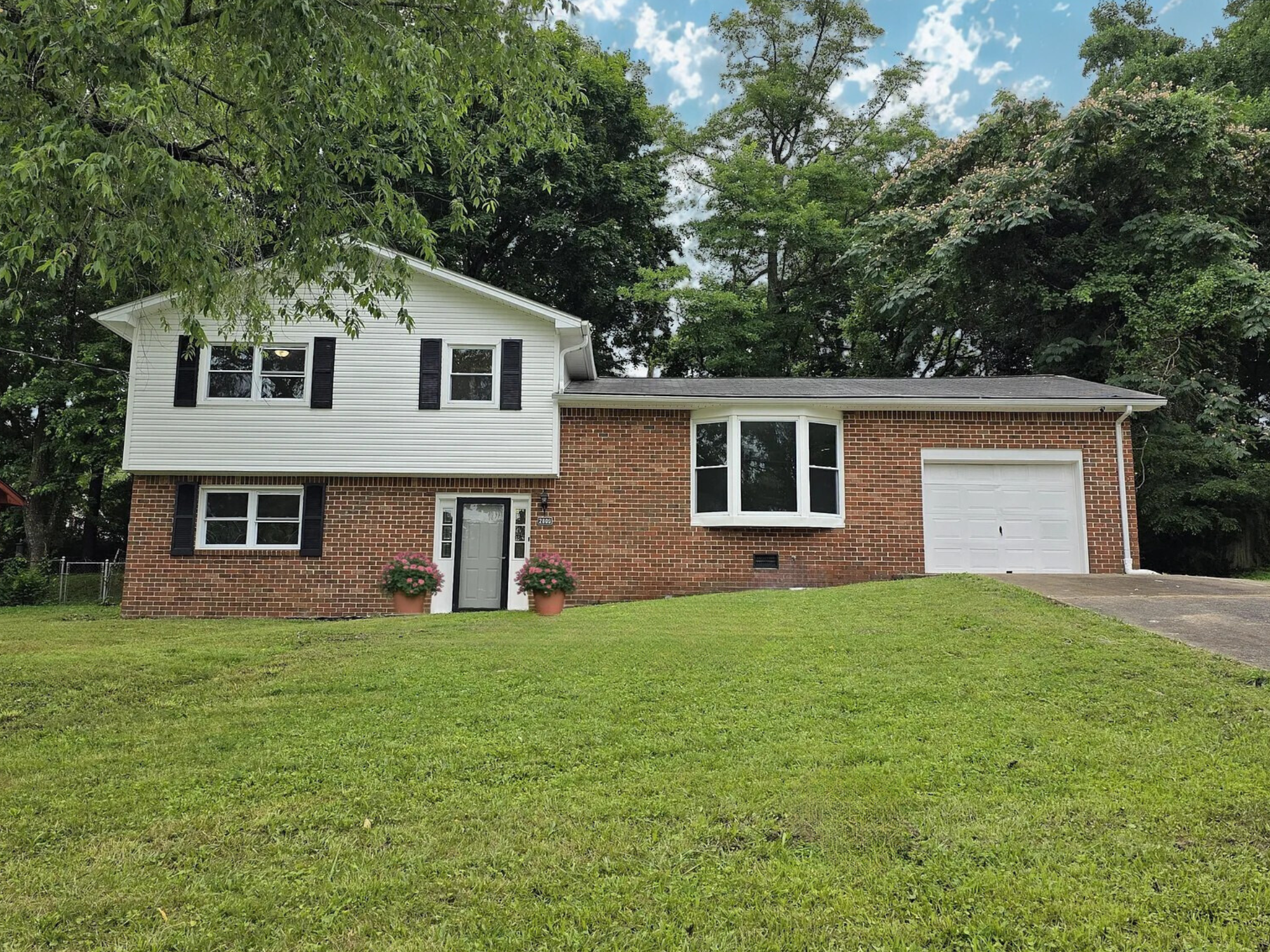 2809 Brett Road Northwest