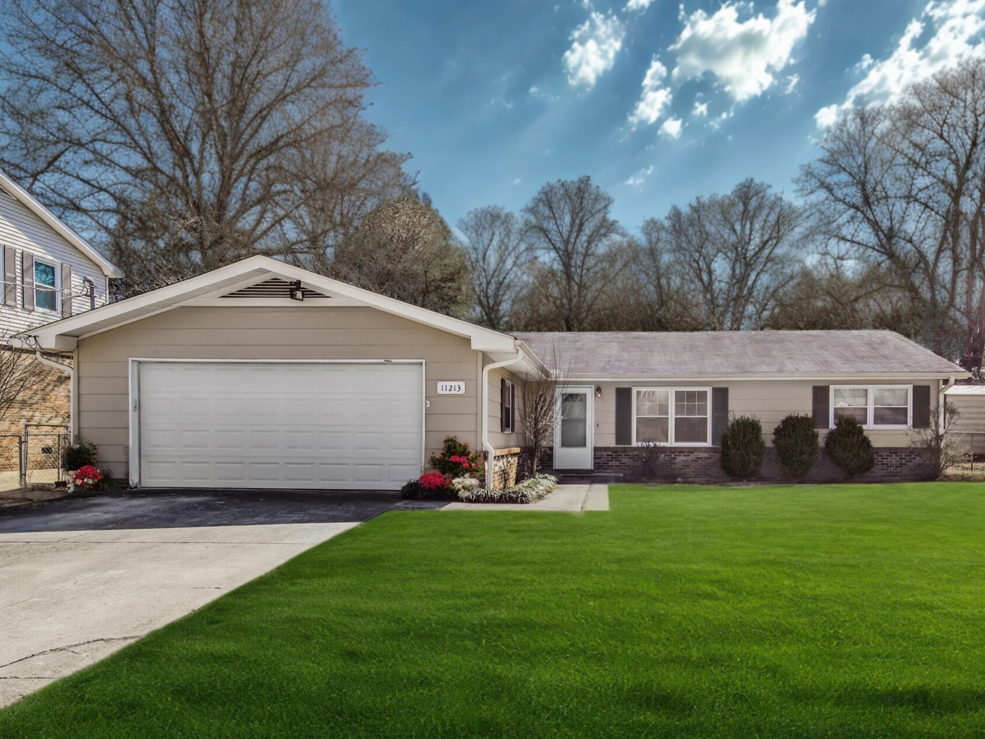 11213 Hillwood Drive Southeast